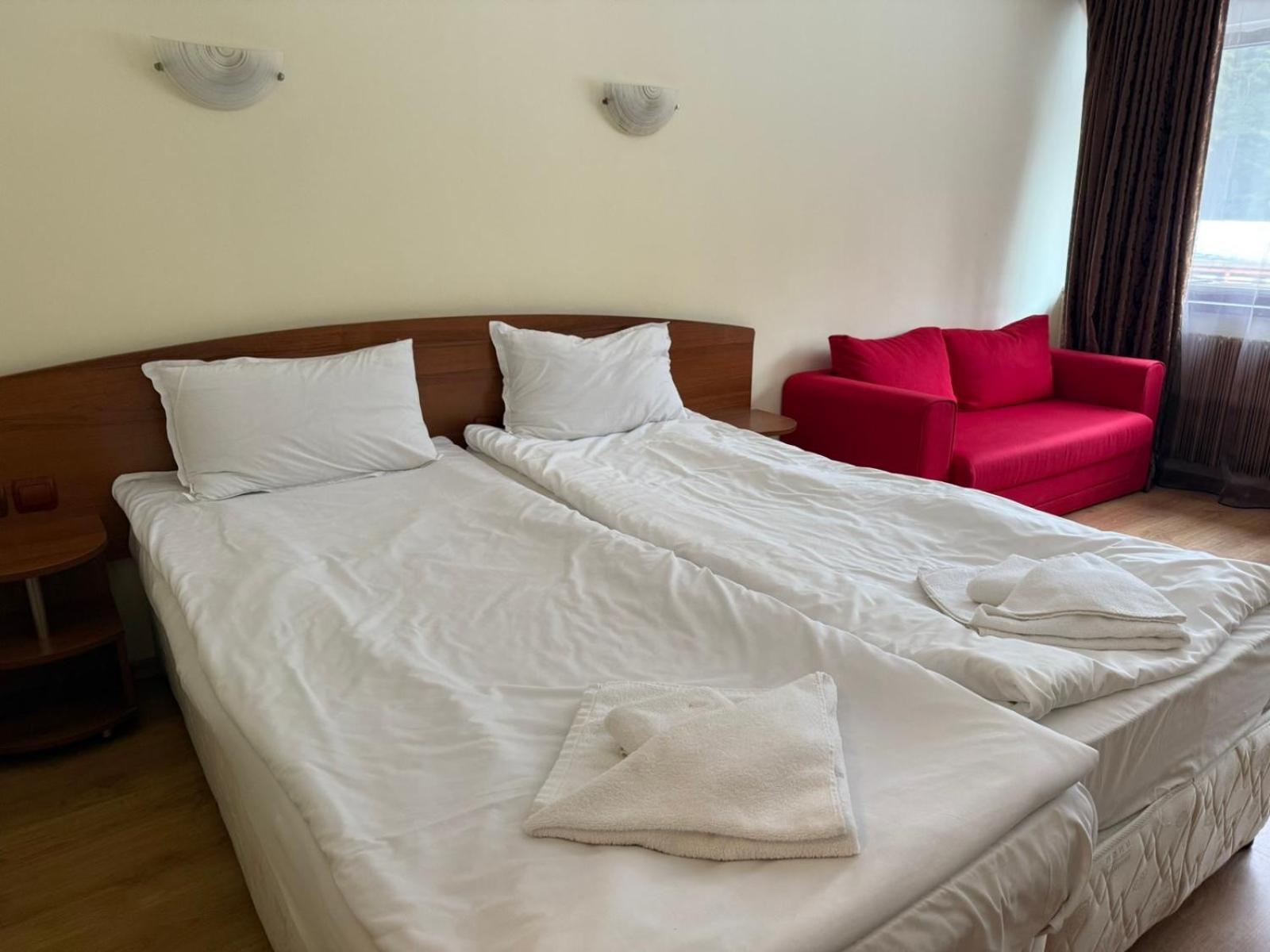 בורובץ Villas Mura With Spa & Hot Swimming Pool מראה חיצוני תמונה