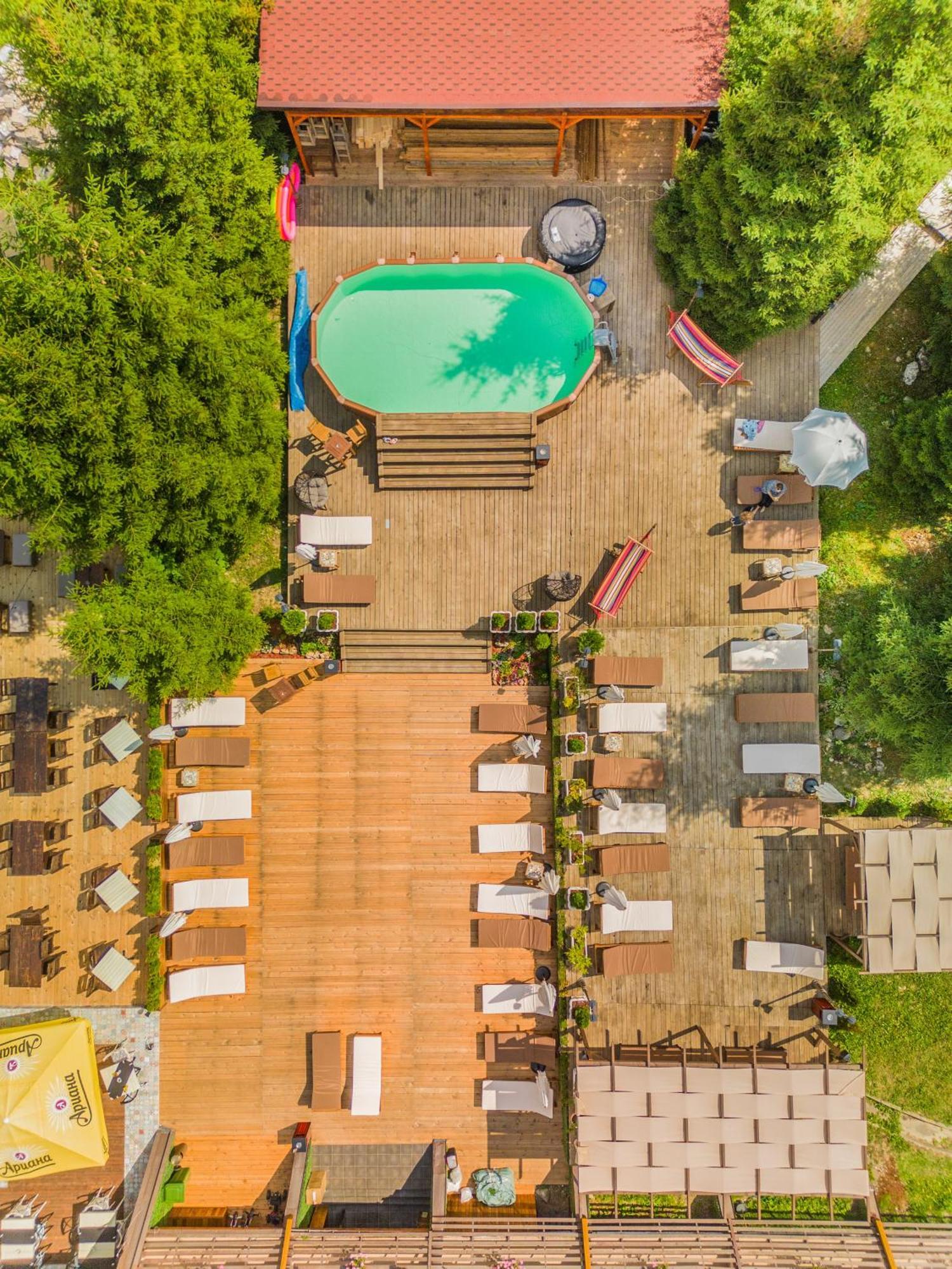 בורובץ Villas Mura With Spa & Hot Swimming Pool מראה חיצוני תמונה