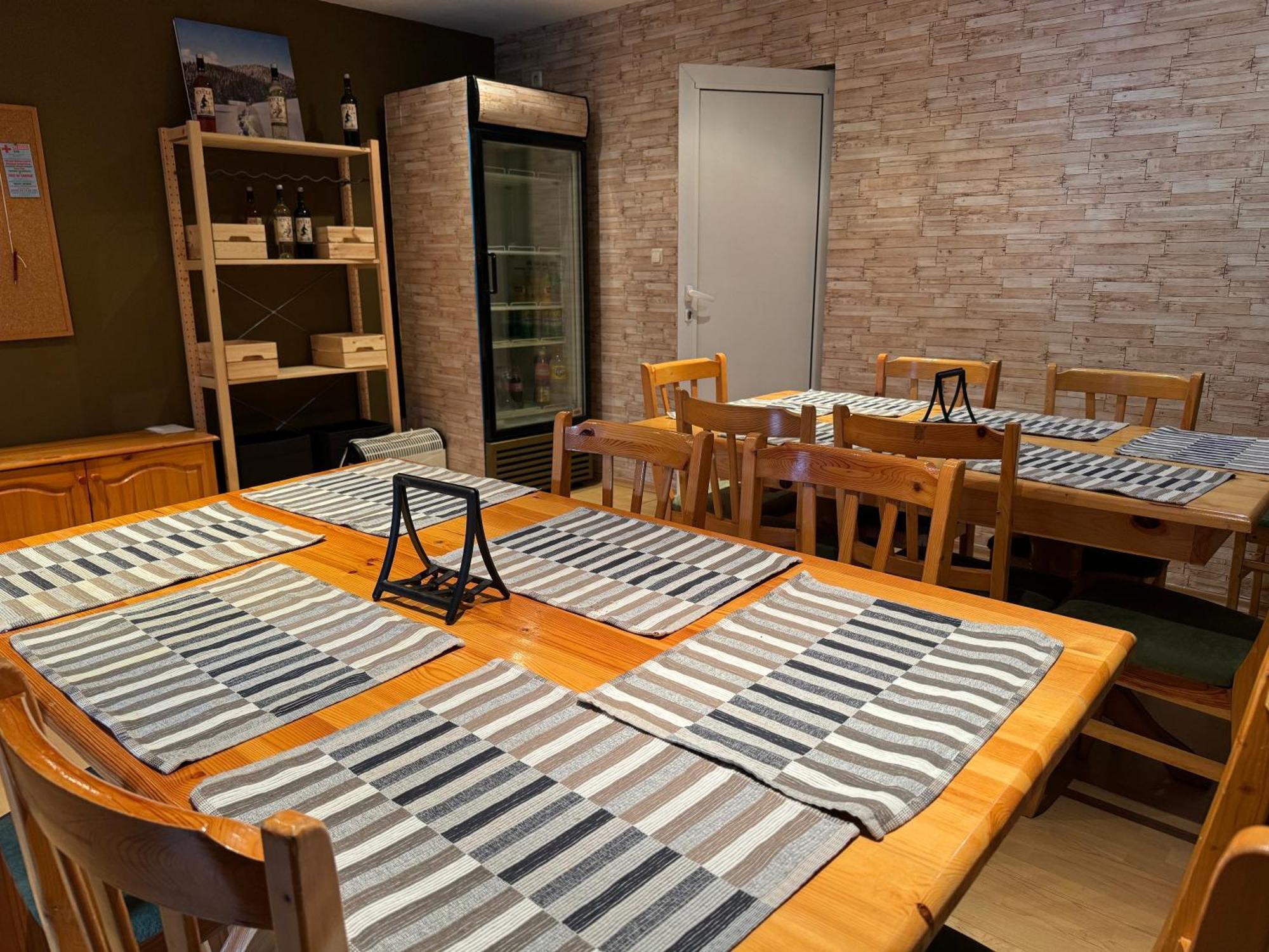 בורובץ Villas Mura With Spa & Hot Swimming Pool מראה חיצוני תמונה