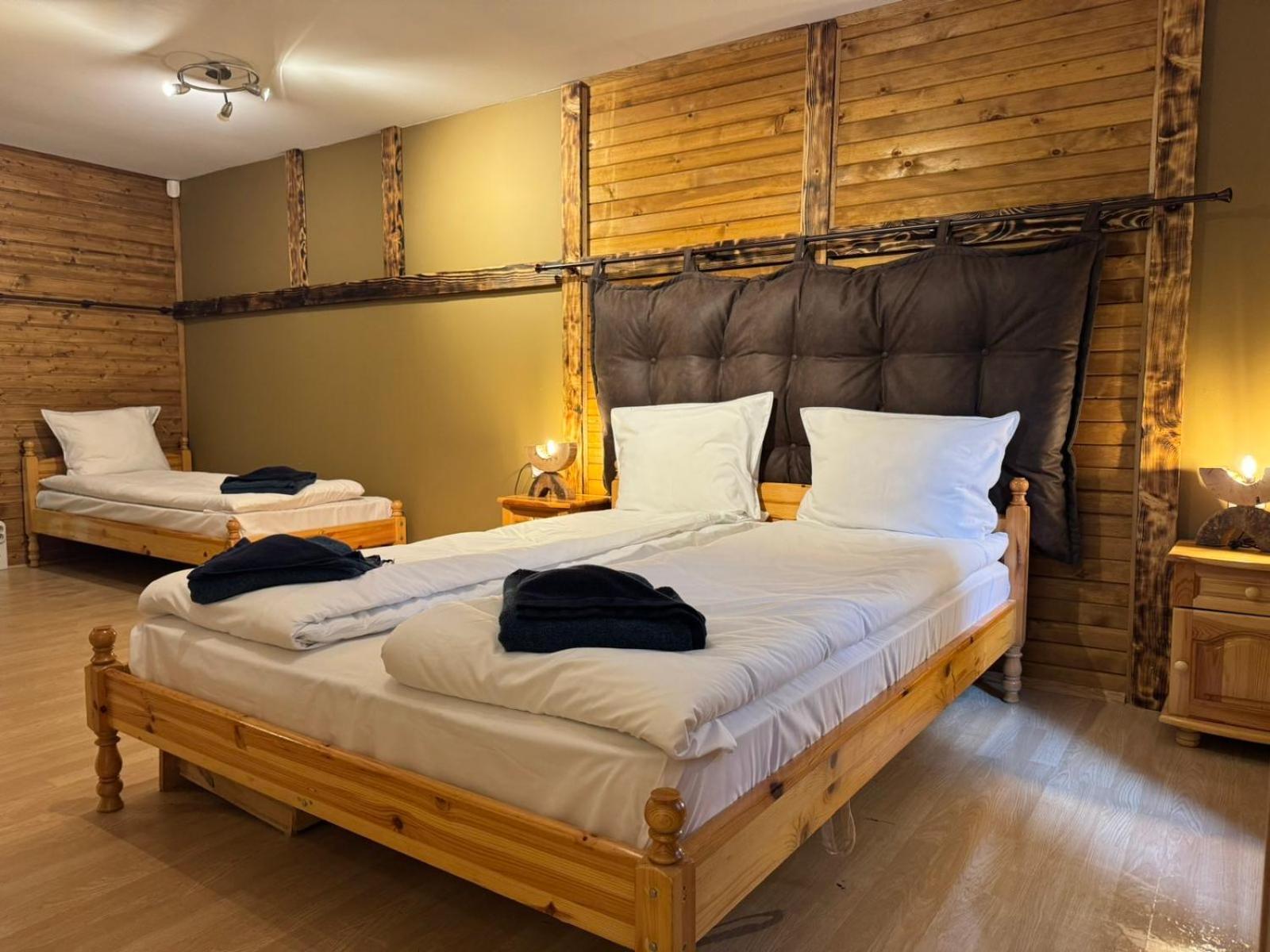 בורובץ Villas Mura With Spa & Hot Swimming Pool מראה חיצוני תמונה